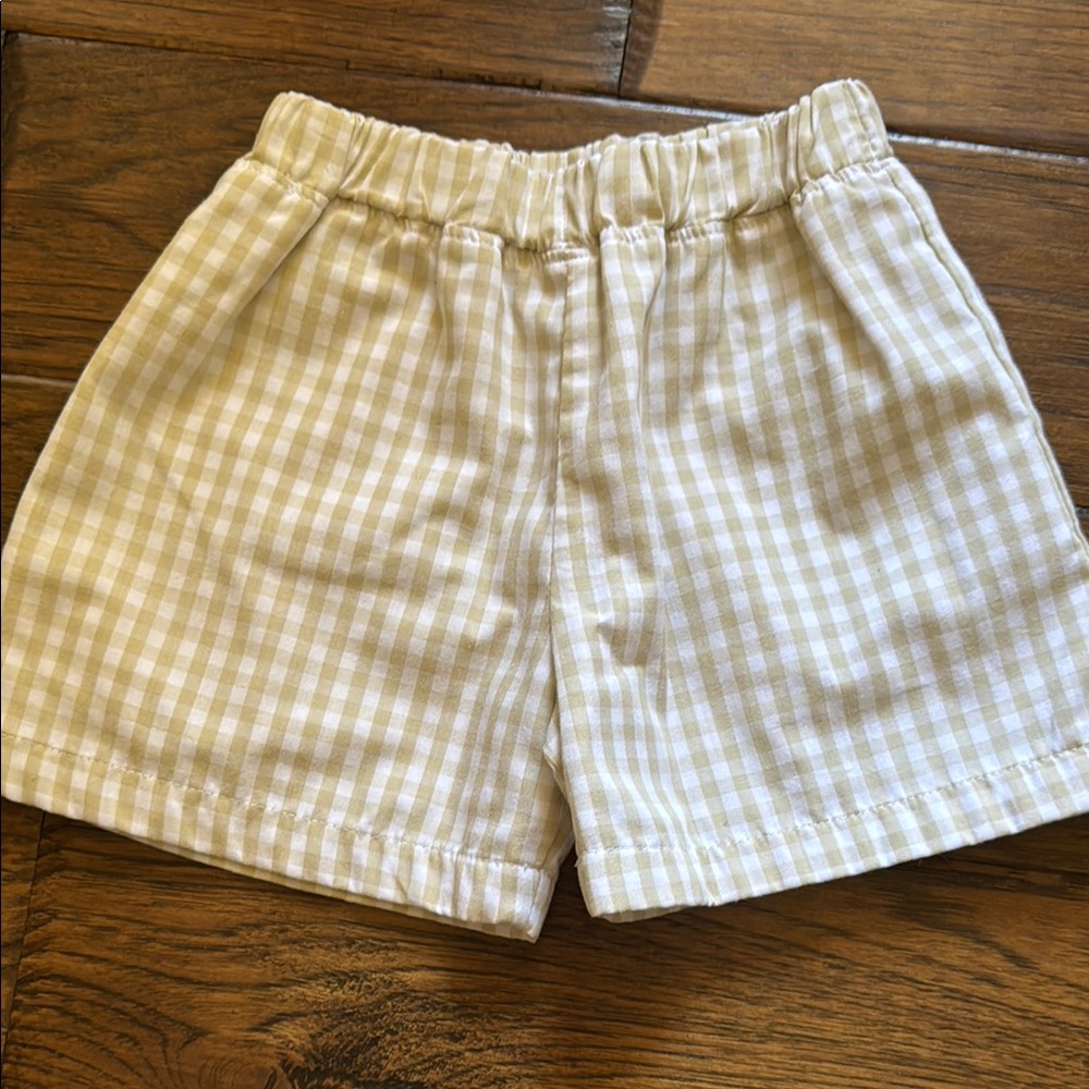 The Beaufort Bonnet Company Beige Checkered Shorts